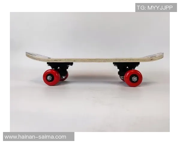 赵军谈滑板人生：从初学者到专业选手的心路历程与成长故事