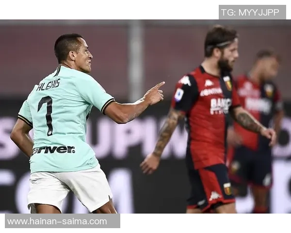 欧冠激战国米与曼联握手言和红牌事件引发全场热议与转会猜想