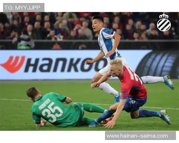 欧联杯精彩瞬间里昂凭补时进球战胜波尔图引发转会热议 欧联杯精彩瞬间里昂凭补时进球战胜波尔图引发转会热议